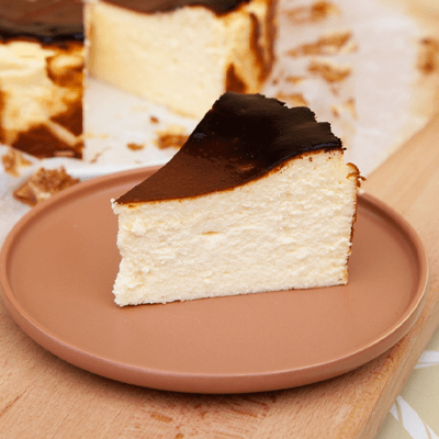 Buy CHEESE CAKE ONLINE COURSE by Macaris Cakes on Selar.co